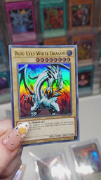 Blue-Eyes White Dragon (Gold) - Legendary Duelists: Season 2 LDS2-EN001